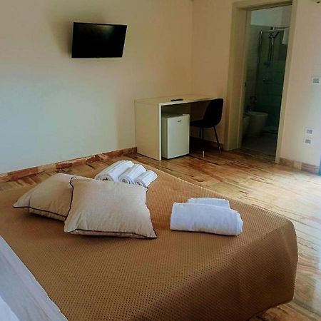 Agriturismo Cutura Agri Resort Парабита Экстерьер фото